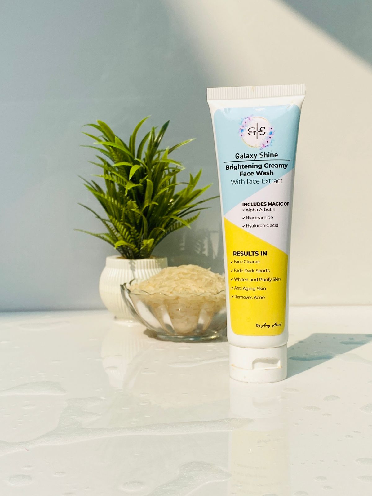 Brightening rice facewash